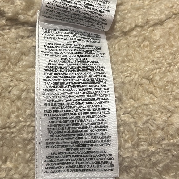 Guess medium wool blend vest with faux fur - Picture 6 of 6